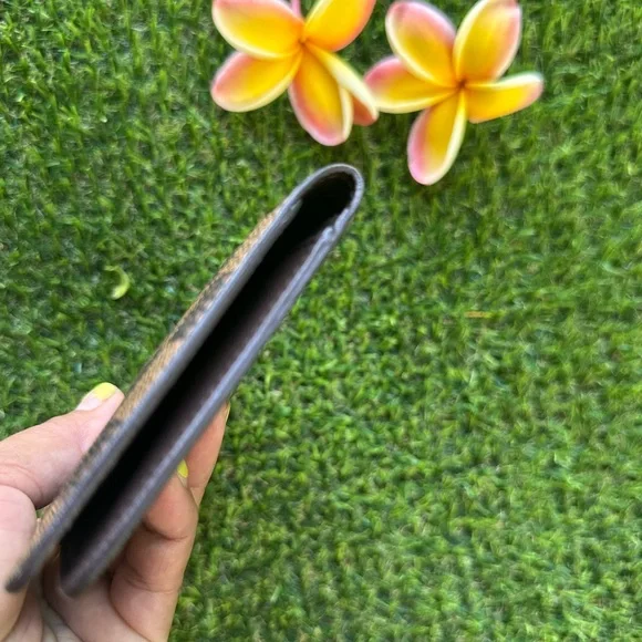 LV damier long bifold wallet - Picture 6 of 10